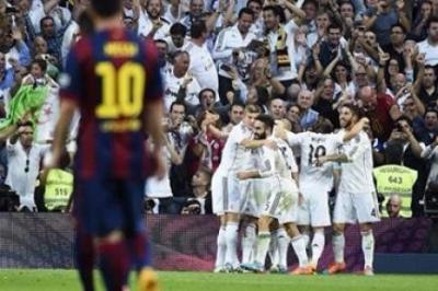  - حسم فريق ريال مدريد لقاء الكلاسيكو بفوزه المستحق على برشلونة بثلاثة أهداف مقابل هدف اليوم في الجولة التاسعة من الدوري الإسباني لكرة القدم ، ليقلص الفارق معه..