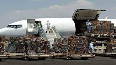  - وصول طائرة شحن تابعة لليونيسف إلى مطار صنعاء الدولي..
