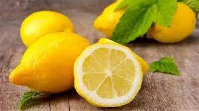  - خمسة أسباب “مهمة” تجعلك تشرب عصير الليمون..
