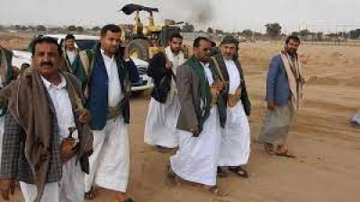  - وزير الداخلية ومحافظ صعدة يتفقدان ساحة الرسول الأعظم في صعدة..
